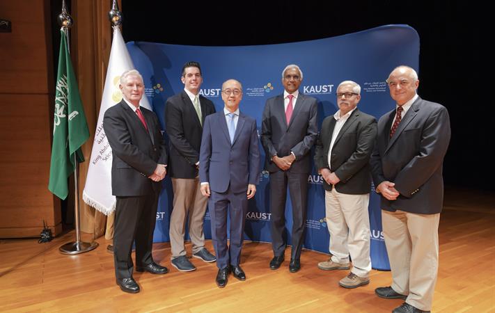 KAUST President Dr. Tony Chan (third from left) welcomed new master's degree and Ph.D. students to campus on September 4 at the ninth academic Convocation ceremony. Photo by Andrea Bachofen-Echt.