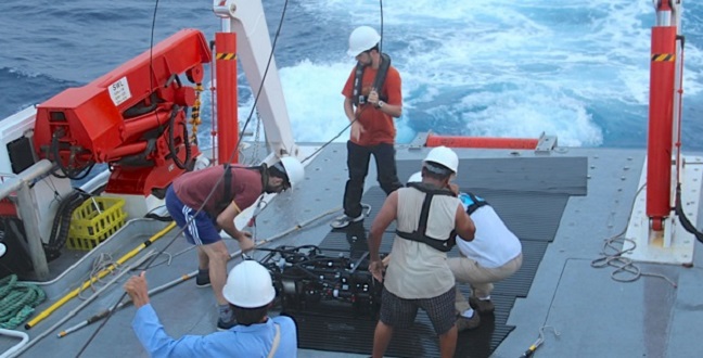 CEMSE AMCS STAT An Ocean Observatory For The Red Sea