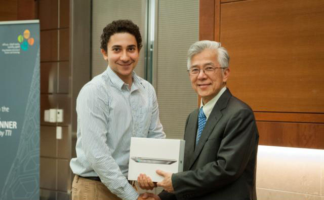 KAUST CEMSE EE IMPACT Mena Gadalla Receives The Best Post Doc Poster Award From KAUST President Choon Fong Shih